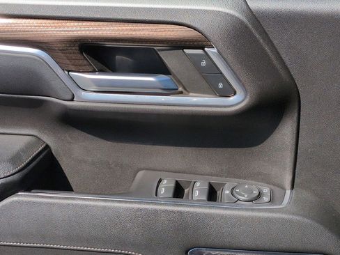 Certified 2023 Chevrolet Silverado 1500 RST w/ Z71 Off-Road Package AWD/4WD image 22