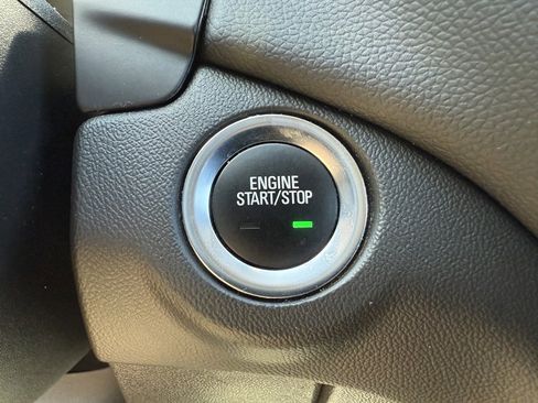Used 2022 Chevrolet Equinox LT image 35