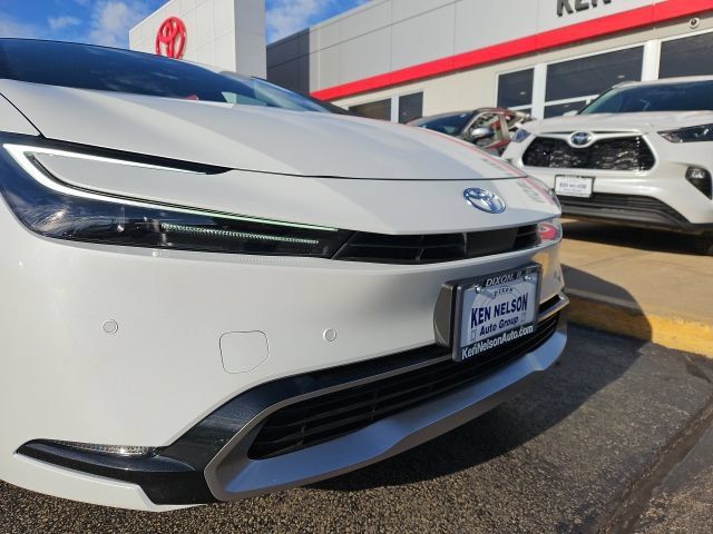 New 2026 Toyota Prius Plug-In Hybrid FWD image 4