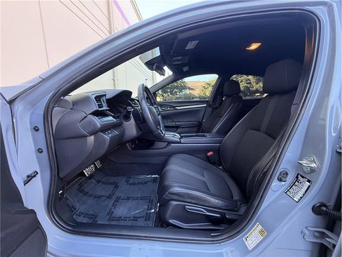 Used 2021 Honda Civic Sport image 10