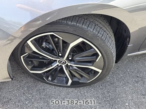 Used 2024 Nissan Altima 2.5 SR FWD image 6