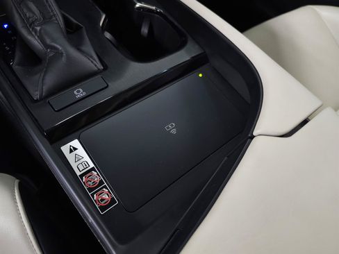 Used 2024 Lexus ES 350 w/ Premium Package FWD image 28