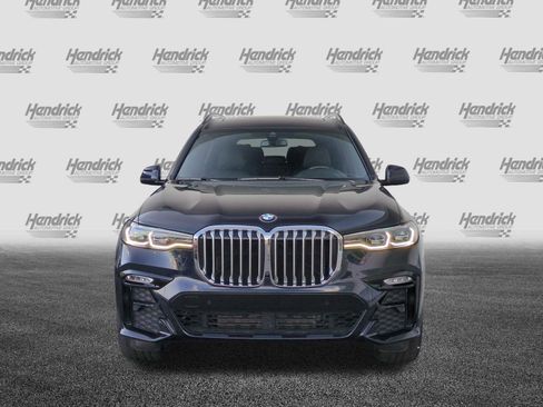 Used 2022 BMW X7 xDrive40i w/ M Sport Package AWD/4WD image 3