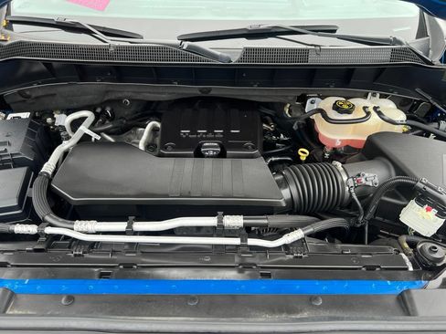 Used 2023 Chevrolet Silverado 1500 LT w/ Protection Package AWD/4WD image 24