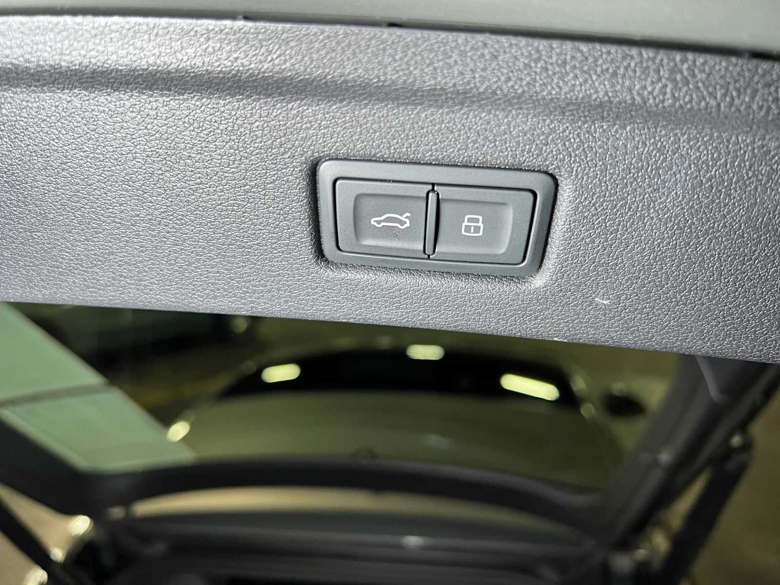 Used 2025 Audi A5 2.0T Premium AWD/4WD image 18