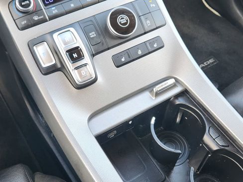 Used 2022 Hyundai Palisade SEL w/ 8P Bench Seat Package FWD image 19