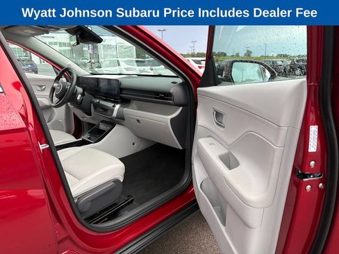 Used 2024 Hyundai Kona Limited AWD/4WD image 33