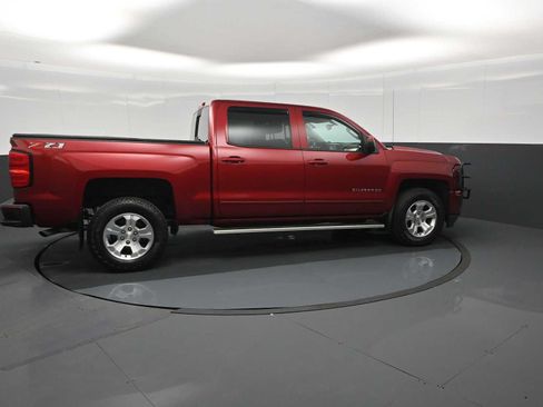 Used 2018 Chevrolet Silverado 1500 LT w/ All Star Edition AWD/4WD image 9