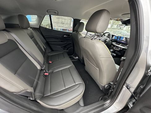 New 2025 Chevrolet Trax ACTIV w/ Driver Confidence Package image 21