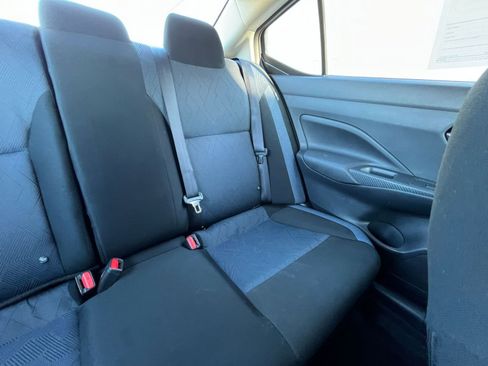 Used 2025 Nissan Versa SV image 35