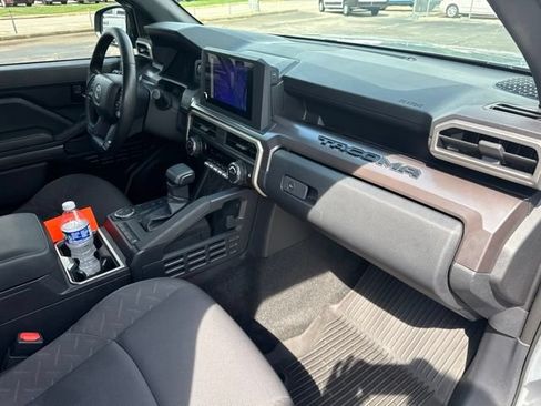 Used 2024 Toyota Tacoma SR5 RWD image 15