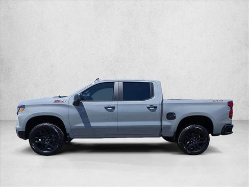 Used 2025 Chevrolet Silverado 1500 Custom Trail Boss AWD/4WD image 9