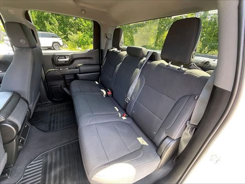 Used 2020 Chevrolet Silverado 1500 Custom w/ Custom Convenience Package AWD/4WD image 14