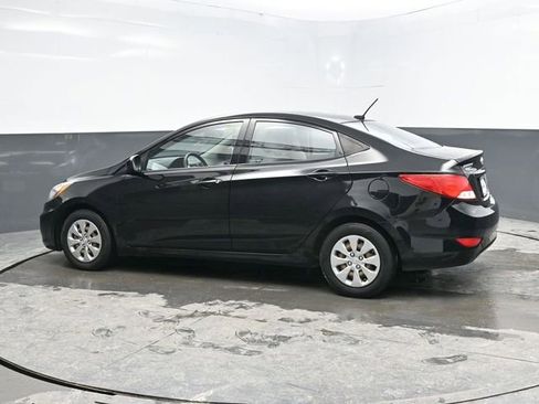 Used 2017 Hyundai Accent SE image 4