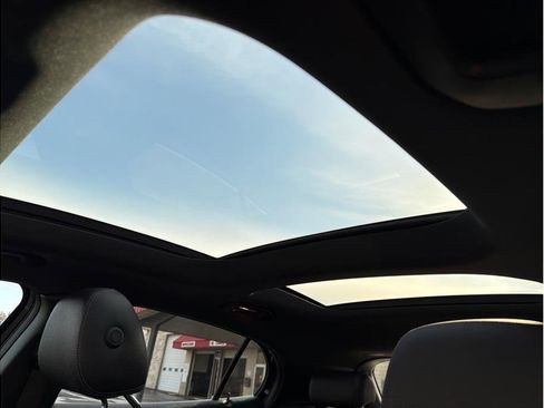 Used 2018 Mercedes-Benz GLA 250 image 22