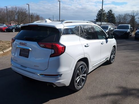 Used 2020 GMC Terrain Denali w/ Denali Premium Package image 5