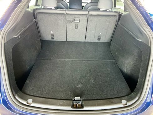 Used 2025 Tesla Model Y Long Range RWD image 27