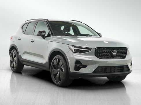 Used 2026 Volvo XC40 B5 Ultra w/ Protection Package Premier AWD/4WD image 7