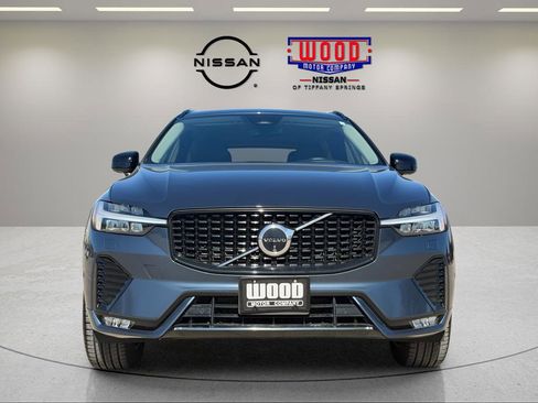 Used 2024 Volvo XC60 B5 Plus image 8