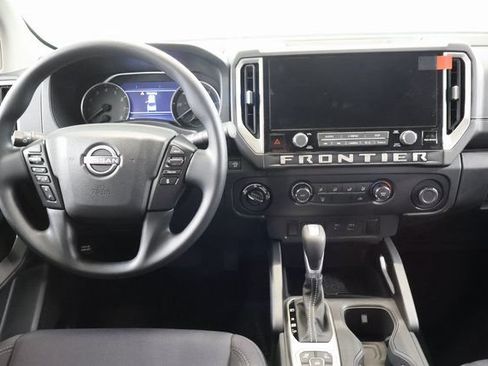 New 2026 Nissan Frontier SV w/ Tow Package AWD/4WD image 14