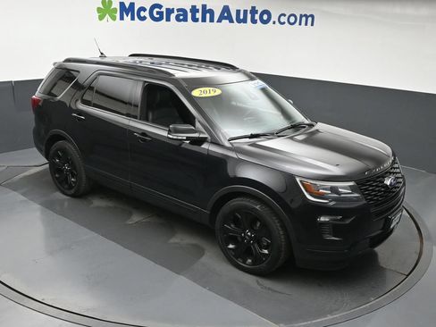 Used 2019 Ford Explorer Sport w/ Equipment Group 401A AWD/4WD image 3