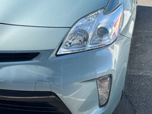 Used 2013 Toyota Prius Four image 11