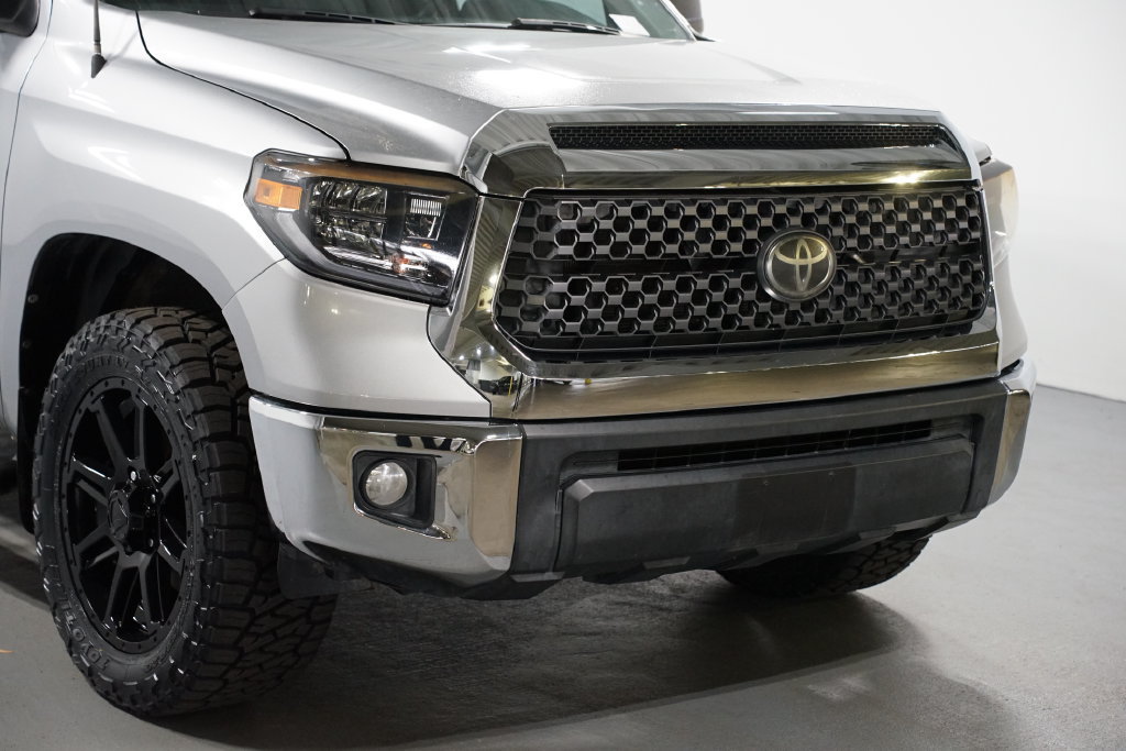 Used 2019 Toyota Tundra SR5 w/ SR5 Upgrade Package RWD image 4