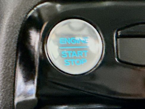 Used 2023 Ford Escape SE w/ PHEV Premium Package FWD image 21