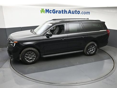 Used 2025 Ford Expedition Max Active AWD/4WD image 24