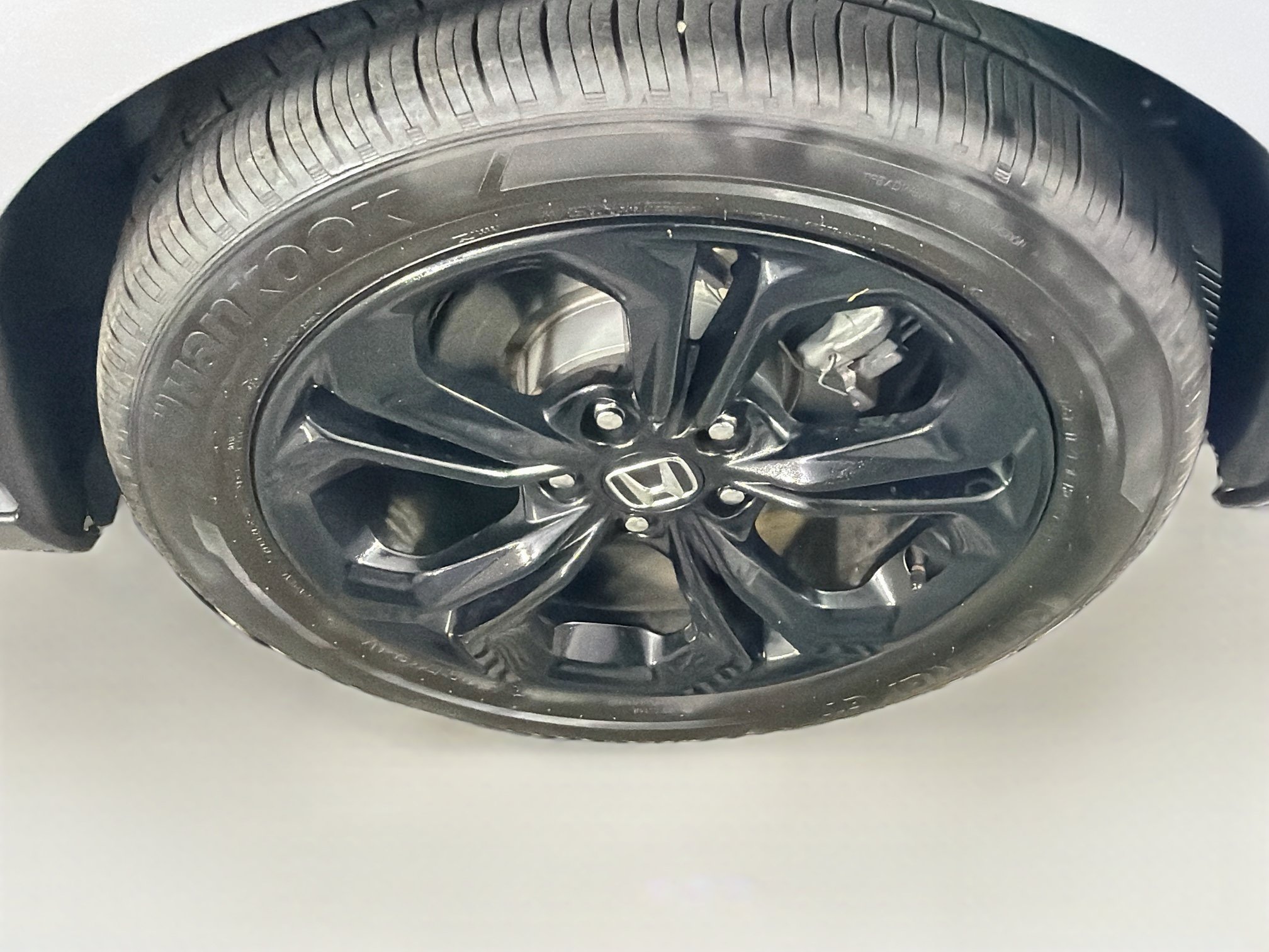 Used 2025 Honda Accord SE image 11