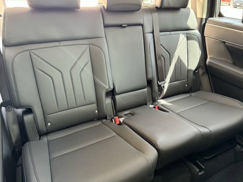 New 2025 Hyundai Santa Fe SEL image 18