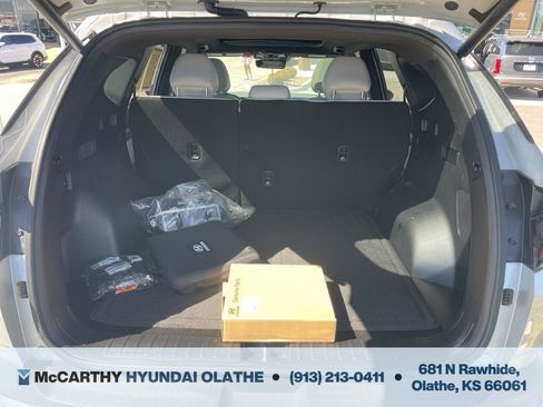 Certified 2025 Hyundai Tucson Limited FWD image 24