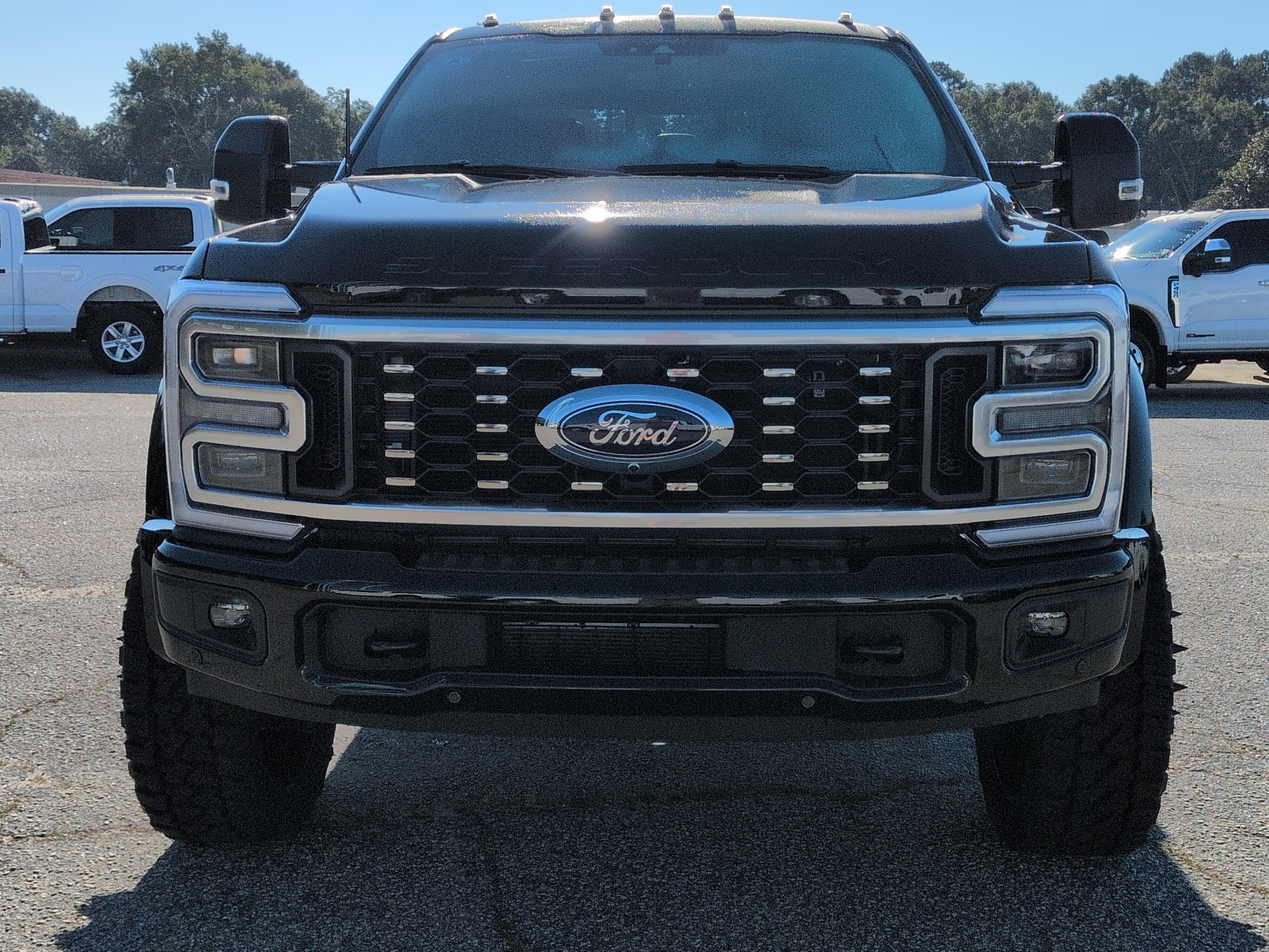 Used 2026 Ford F450 Platinum w/ FX4 Off-Road Package AWD/4WD image 7