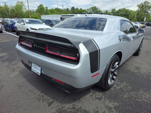 Used 2021 Dodge Challenger R/T Scat Pack RWD image 4
