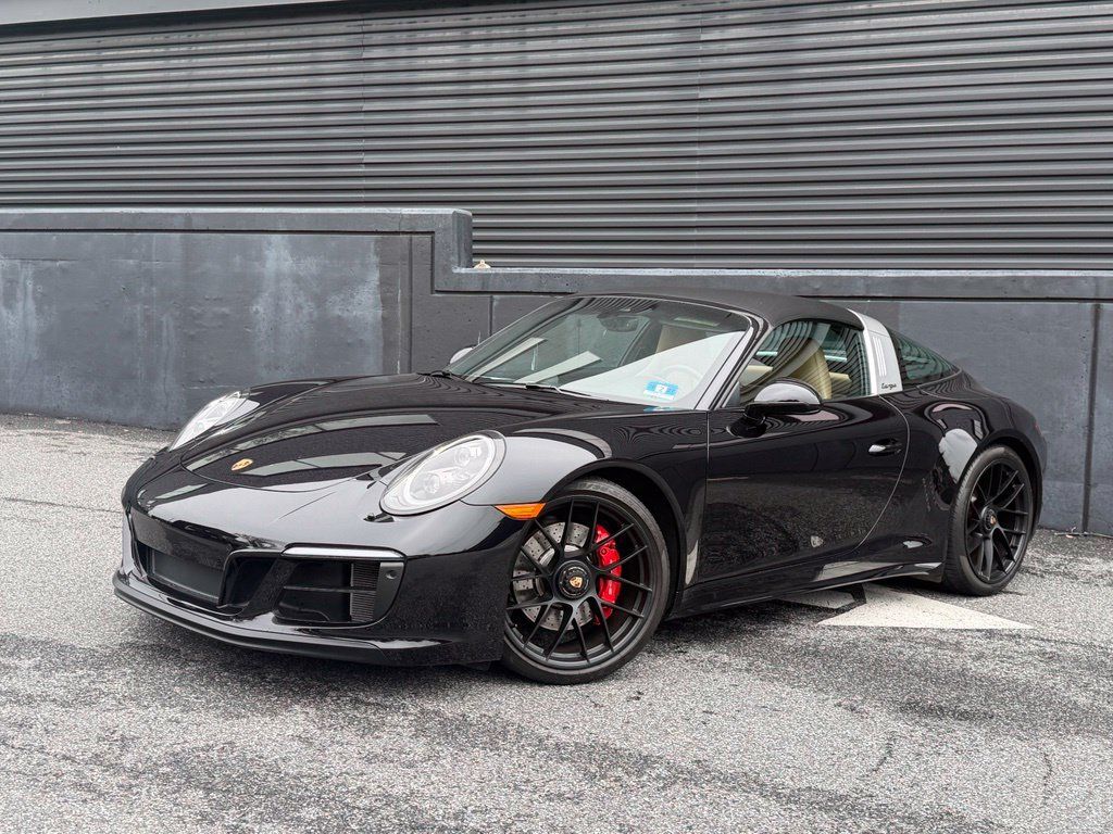 Certified 2018 Porsche 911 Targa 4 GTS AWD/4WD image 6