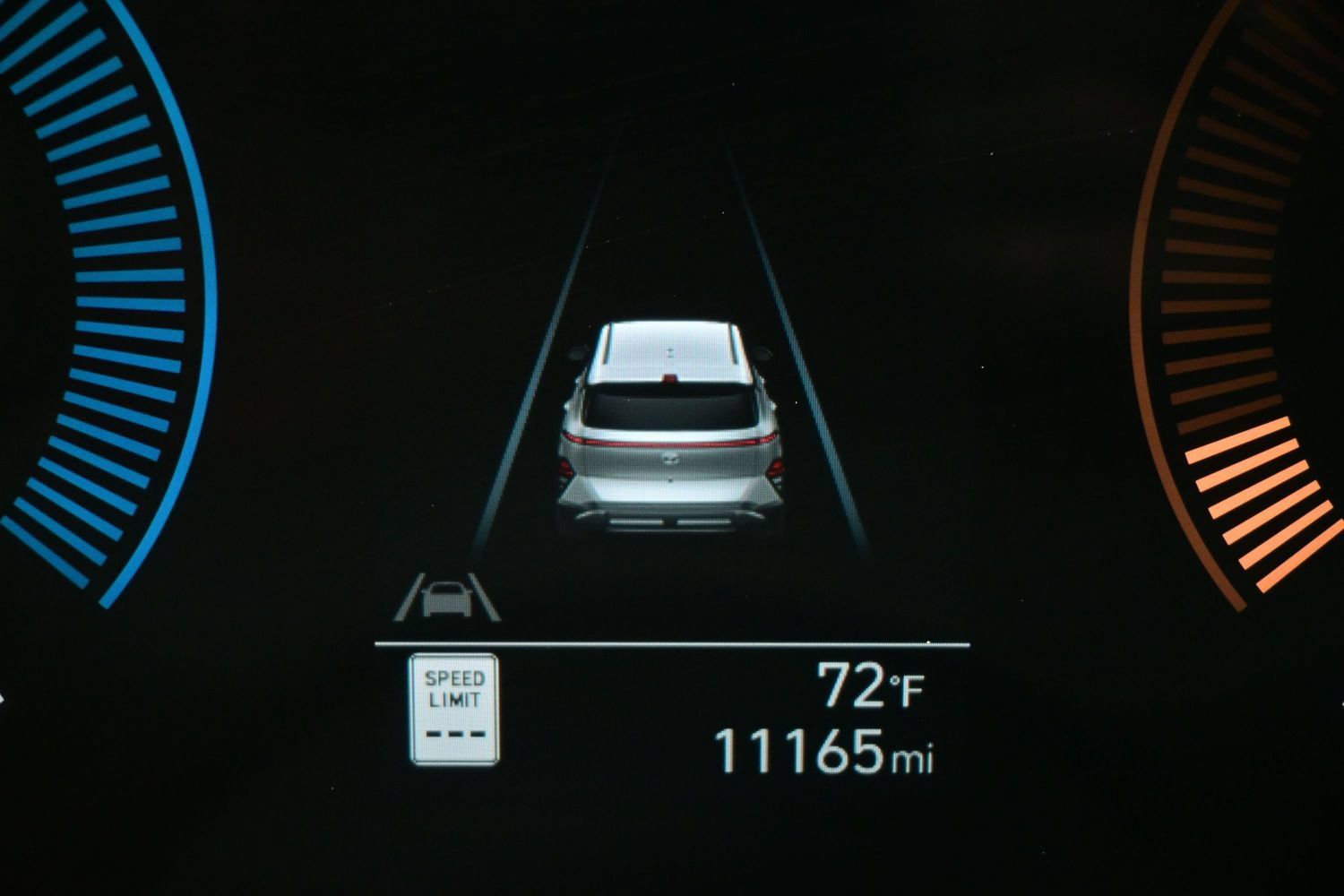 Certified 2025 Hyundai Kona SEL AWD/4WD image 25
