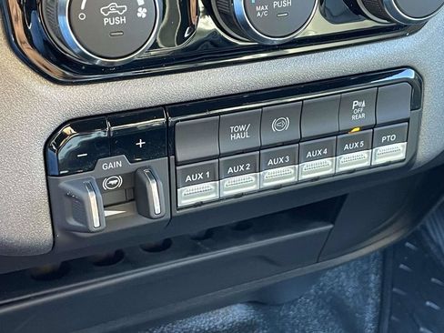 New 2026 RAM 4500 Tradesman w/ Chrome Appearance Group AWD/4WD image 37