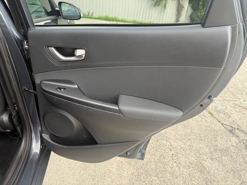 Used 2018 Hyundai Kona Limited AWD/4WD image 25