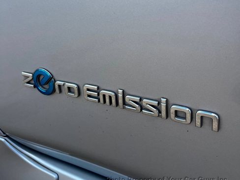 Used 2019 Nissan Leaf SV Plus w/ SV Plus Technology Package FWD image 17