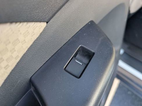 Used 2016 Honda CR-V EX image 11