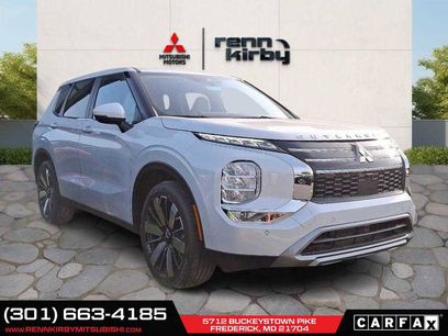 New 2025 Mitsubishi Outlander SE