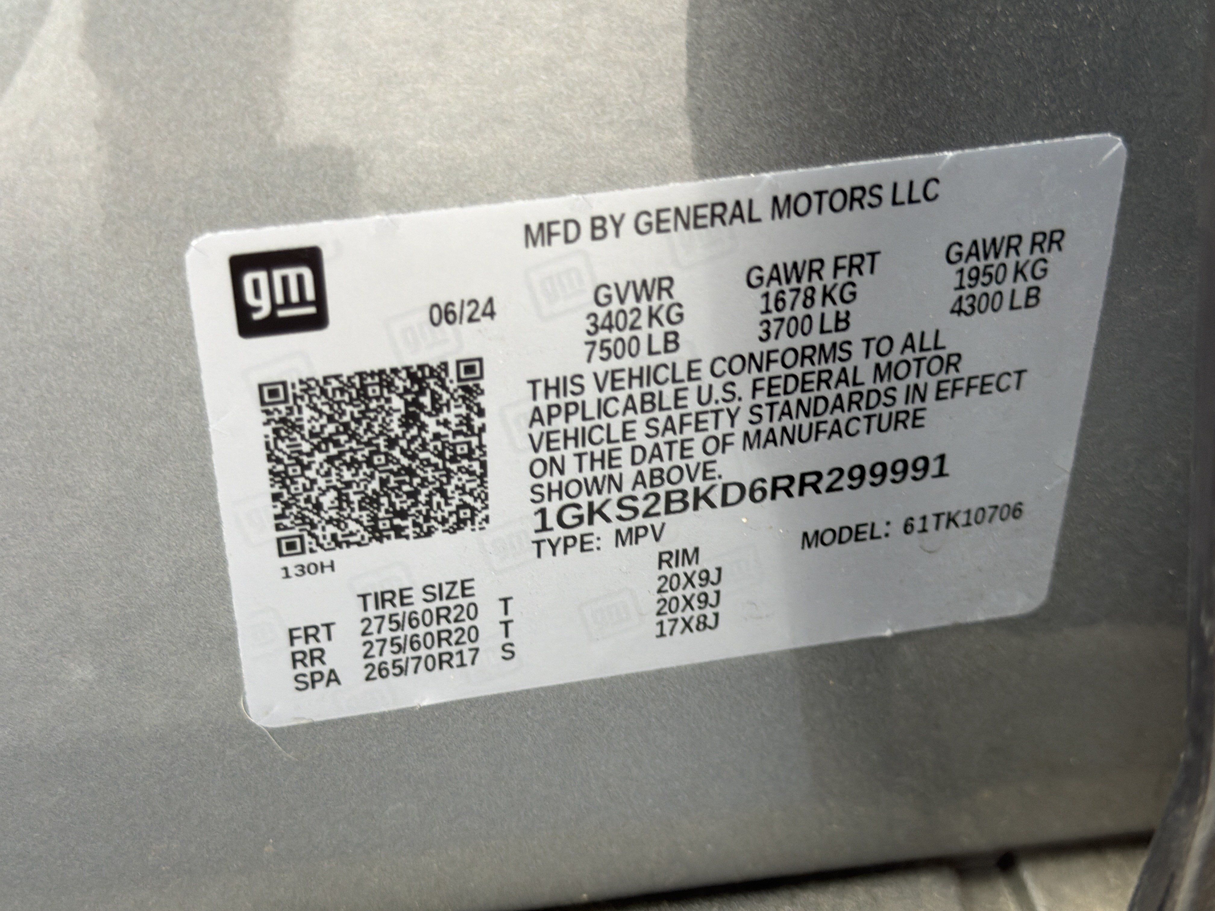 Used 2024 GMC Yukon SLT w/ SLT Luxury Package AWD/4WD image 33
