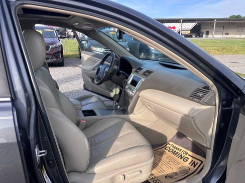 Used 2009 Toyota Camry Hybrid FWD image 23