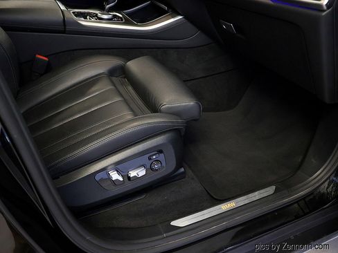 Used 2022 BMW X5 xDrive40i w/ Premium Package image 37