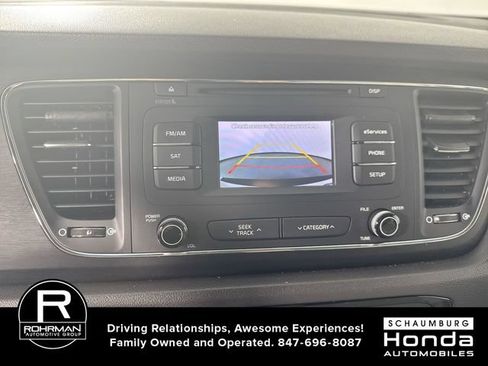 Used 2016 Kia Sedona LX w/ LX Convenience Package FWD image 8