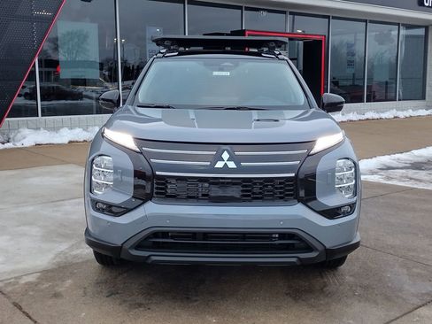 New 2026 Mitsubishi Outlander Trail Edition image 14