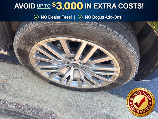Used 2023 Ford Expedition Max Platinum AWD/4WD image 5