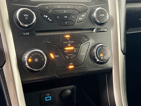 Used 2017 Ford Fusion S w/ Equipment Group 101A image 27