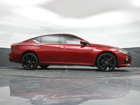 Used 2019 Nissan Altima 2.5 Platinum AWD/4WD image 38