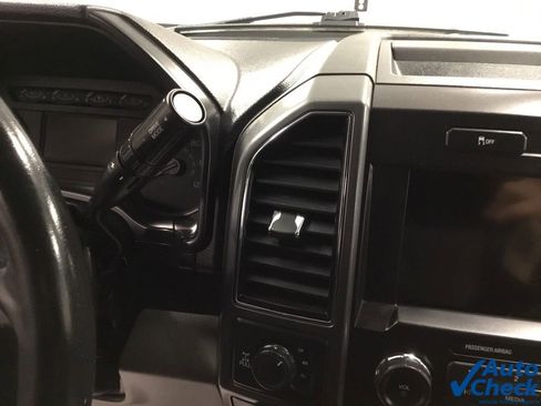 Used 2018 Ford F150 XLT w/ Equipment Group 302A Luxury image 50